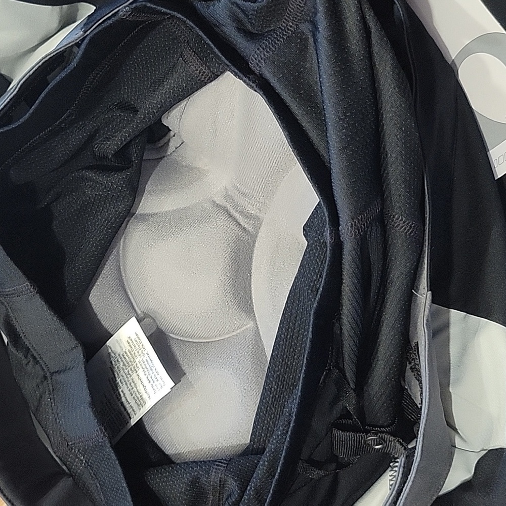 🆕 Pearl Izumi cycling shorts - Picture 9 of 11
